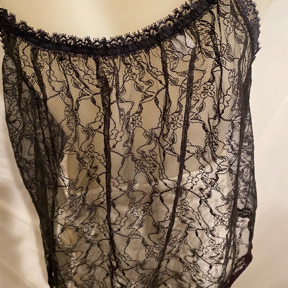 Enticing Ladies Black 2pc Lace Top & Panty Size OS - Picture 2 of 5